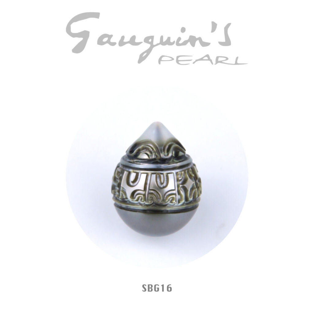 Engraved Tahitian pearl, 16mm