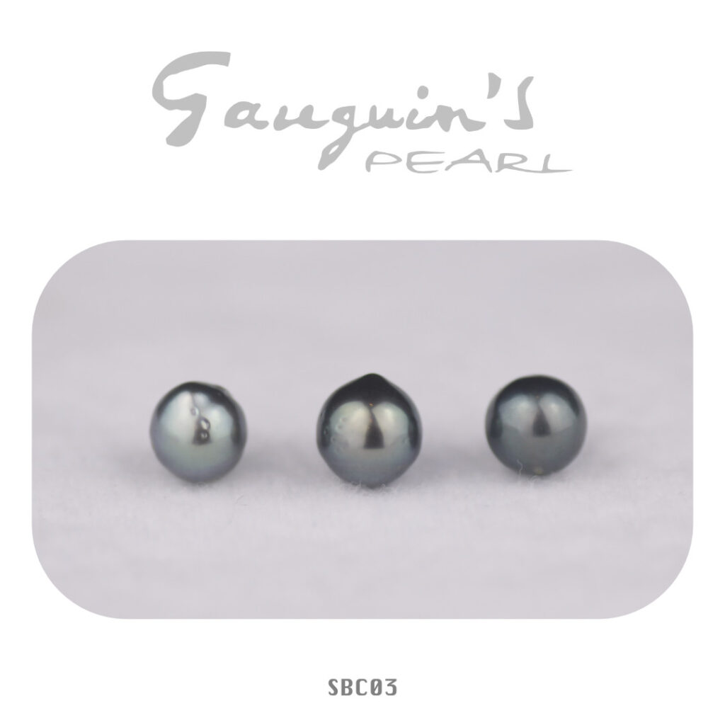 03 Semi-baroque Tahitian pearls