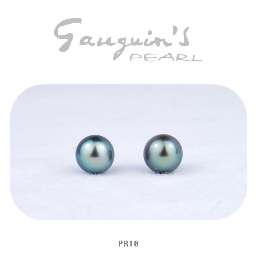 Pair of Green Rounds, Tahitian pearls