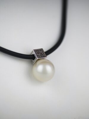 DSC_1792 Black polynesian necklace RARE Tahitian pearl, 15mm AAA