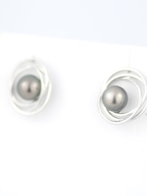 8mm Tahitian pearls earrings