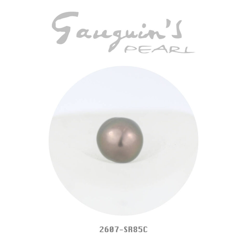 Semi-round Tahitian pearl, 8,5mm A