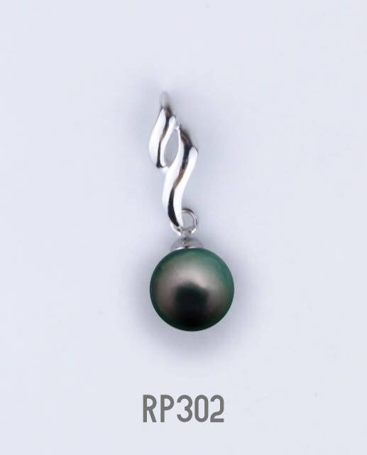 Pendant model 8